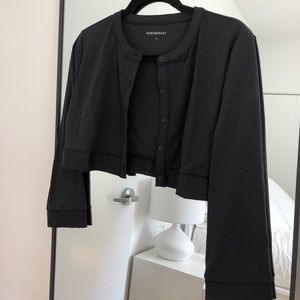 WEWOREWHAT BLACK CROPPED SWEATER 🖤